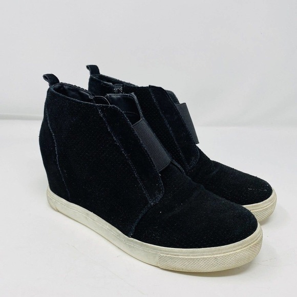 Steve Madden Size 9.5 Black Genuine Suede Wavery Wedge Sneakers - Picture 1 of 6